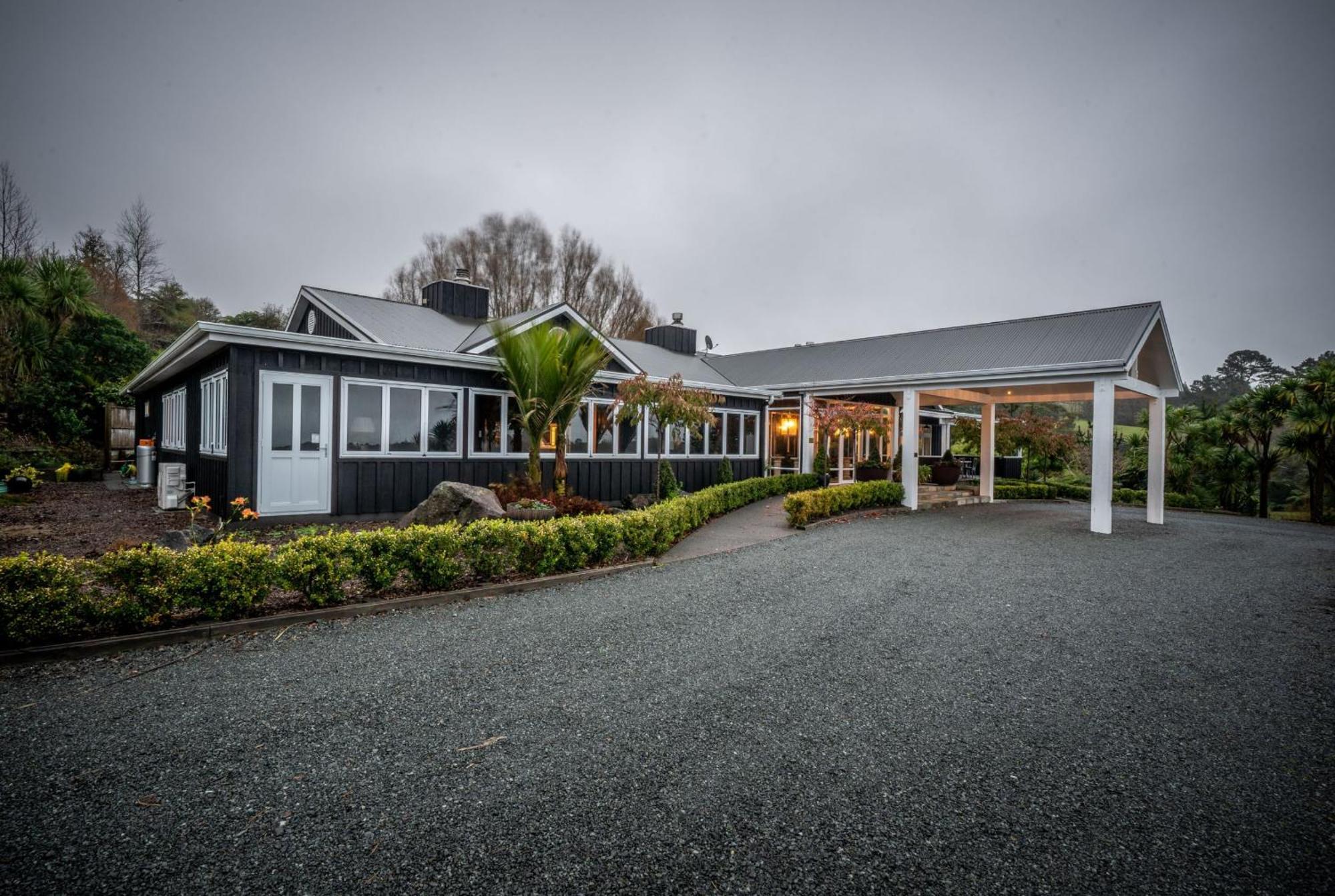 Woodhouse Mountain Lodge Warkworth Extérieur photo