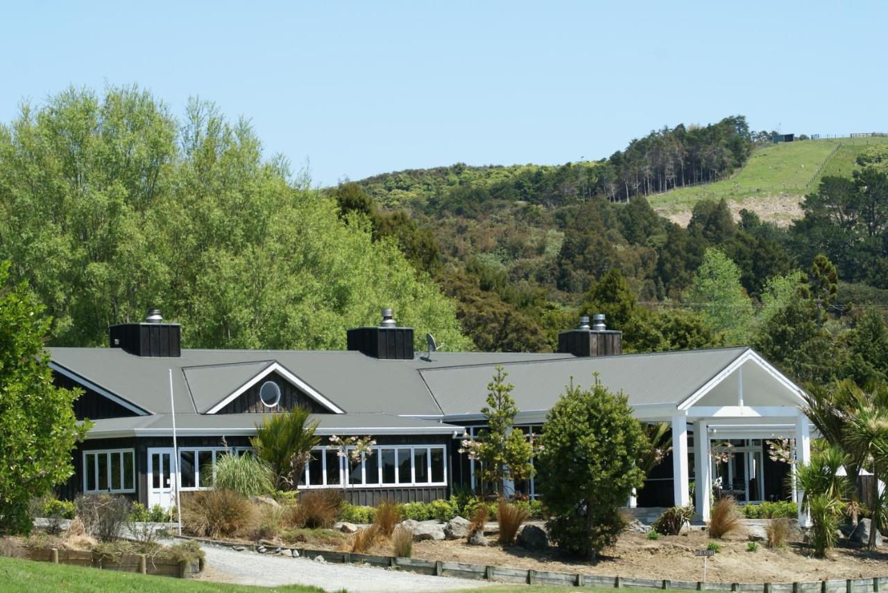 Woodhouse Mountain Lodge Warkworth Extérieur photo